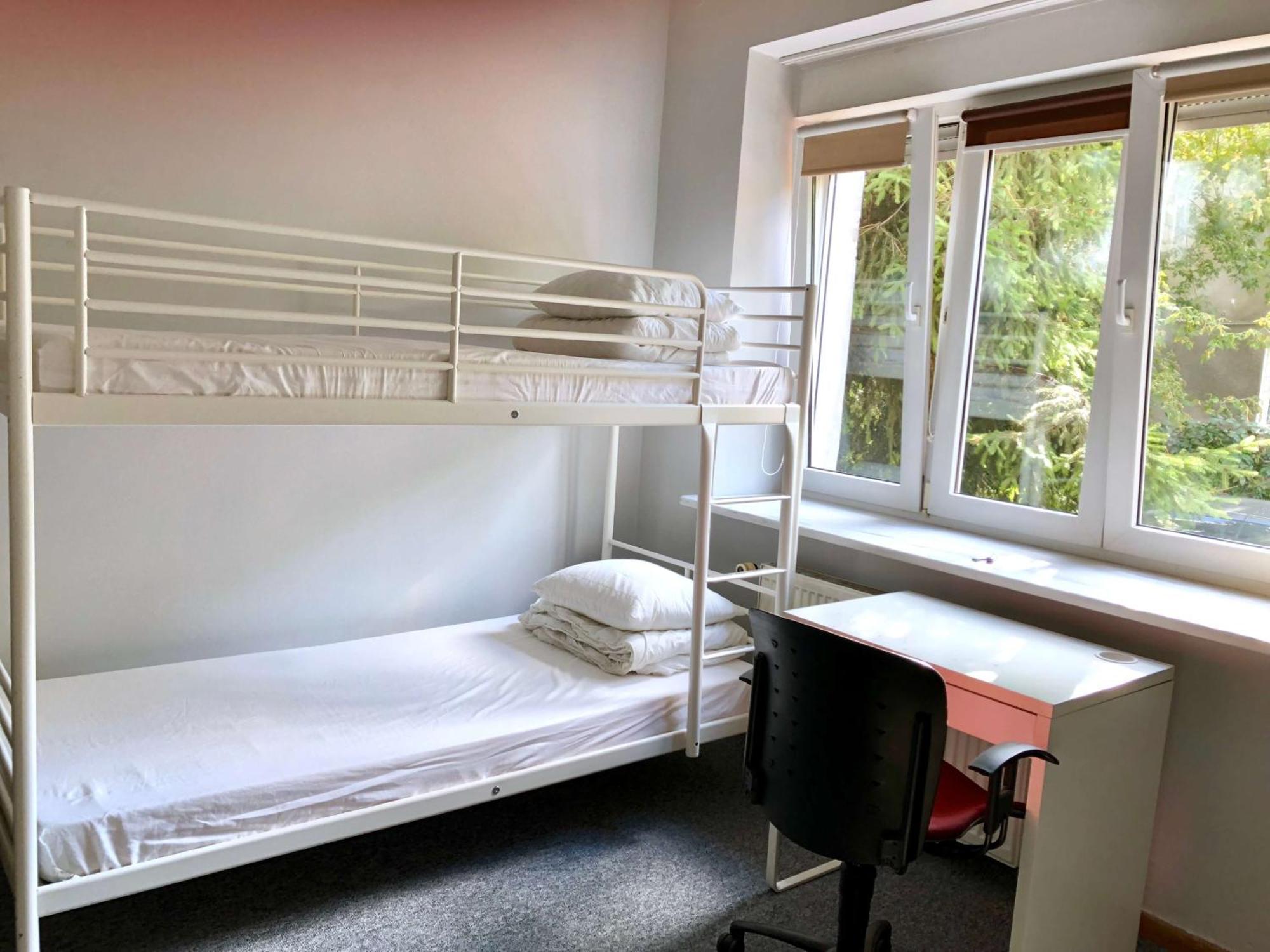 Student-House Kazimierzowska Hostel Warsawa Bagian luar foto